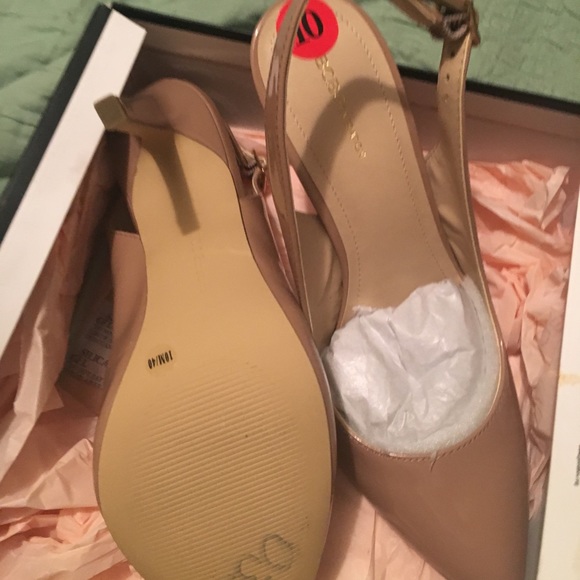 BCBGeneration - Picture 1 of 2